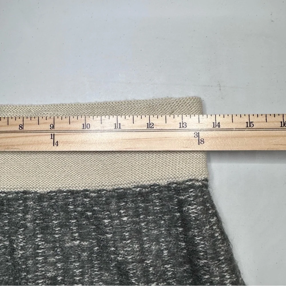 NWOT Cambridge‎ Dry Goods Skirt SZ M Knit Acrylic Wool Mohair Ivory Gray Flare